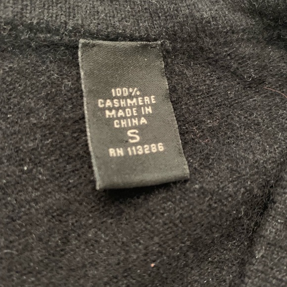 Black cashmere sweater - Picture 3 of 3